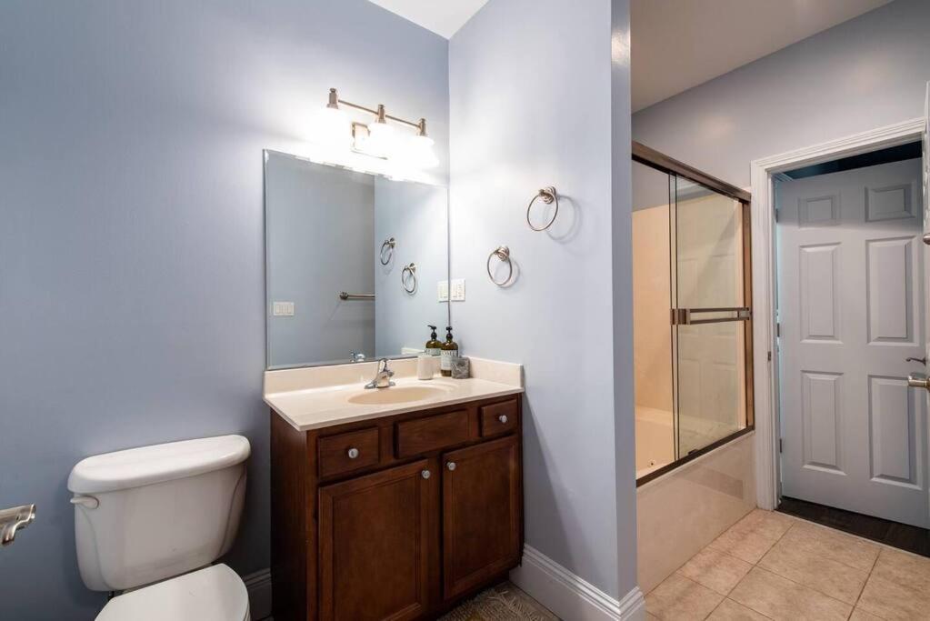 Downtown Sophistication/ Two Bedroom / Two Bath Louisville Buitenkant foto