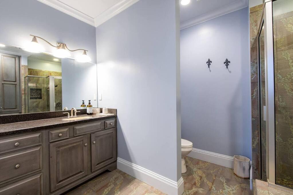 Downtown Sophistication/ Two Bedroom / Two Bath Louisville Buitenkant foto