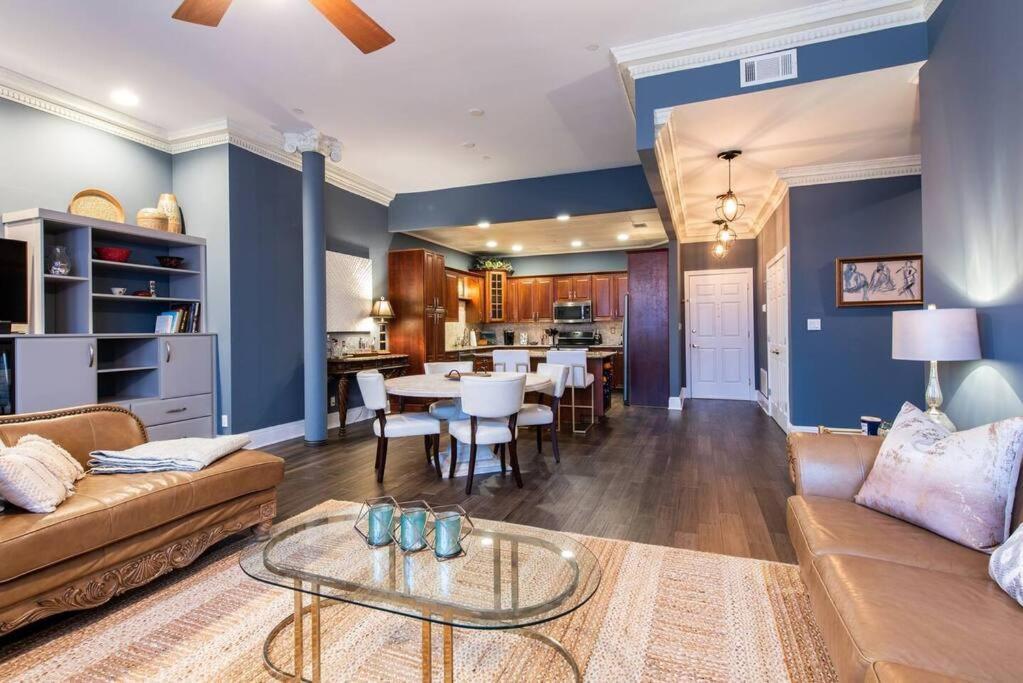 Downtown Sophistication/ Two Bedroom / Two Bath Louisville Buitenkant foto
