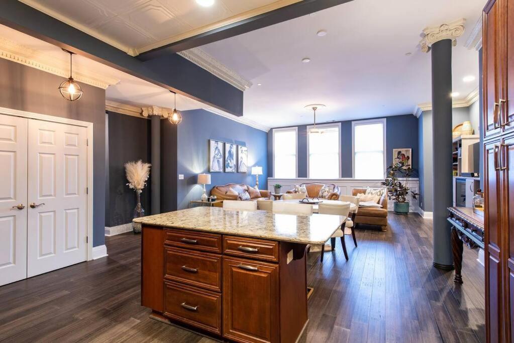 Downtown Sophistication/ Two Bedroom / Two Bath Louisville Buitenkant foto